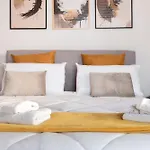 - Levante Apartment *
